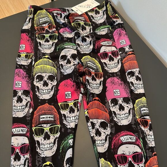 NWT-CM FASHIONS NYC SKULL LEGGINGS - Picture 3 of 6